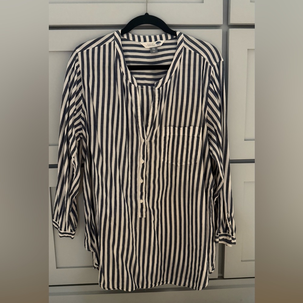 Old Navy Striped Blue and White Tunic